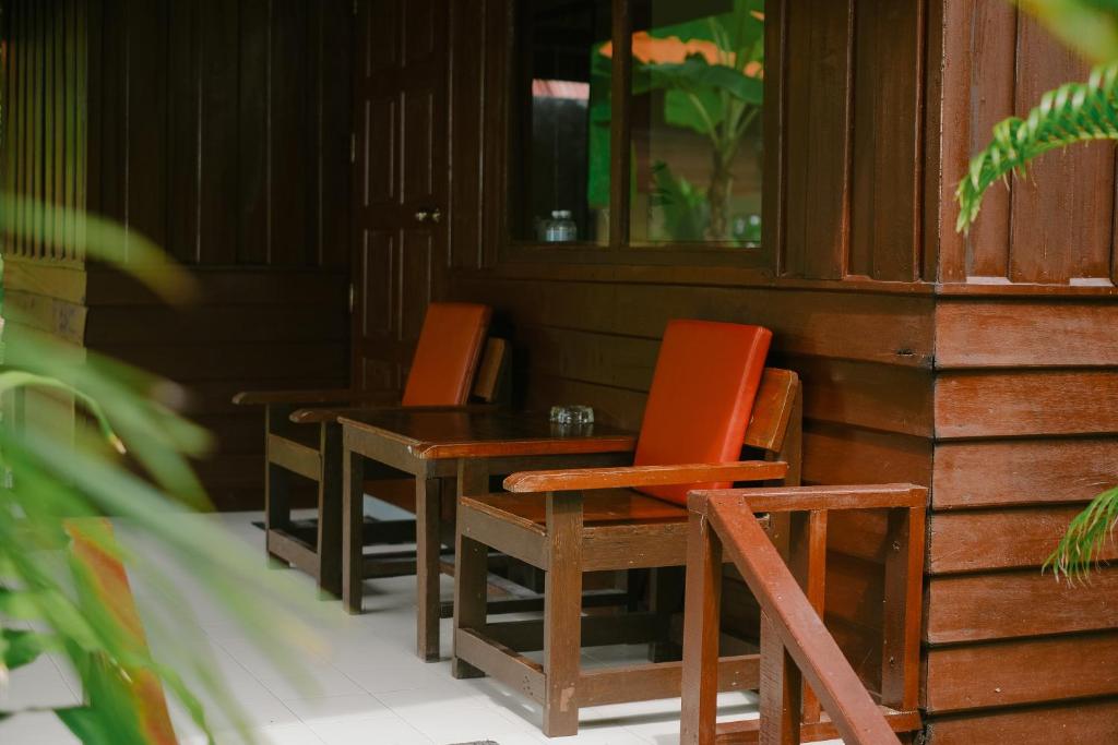 JOY Bungalow Resort and Restaurant - 13