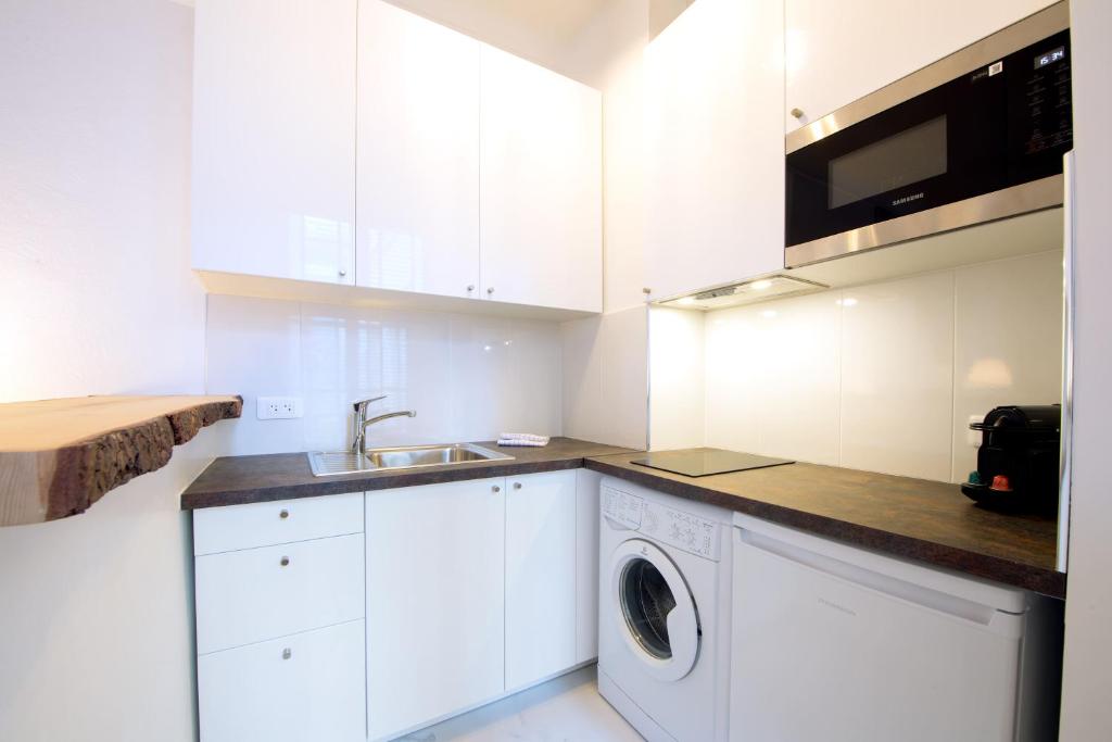 Apartments for Work in City Center - 8