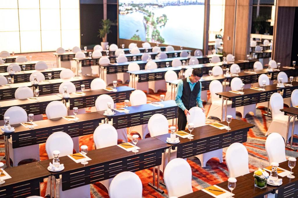 Nhà hàng/khu ăn uống khác tại Pan Pacific Hanoi