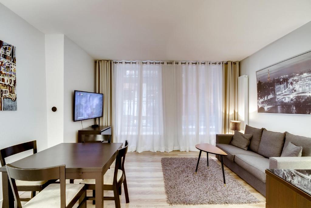 Apartments for Work in City Center - 6