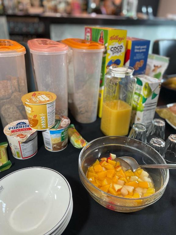 Ascot Grange Hotel - Voujon Resturant - Resim 12