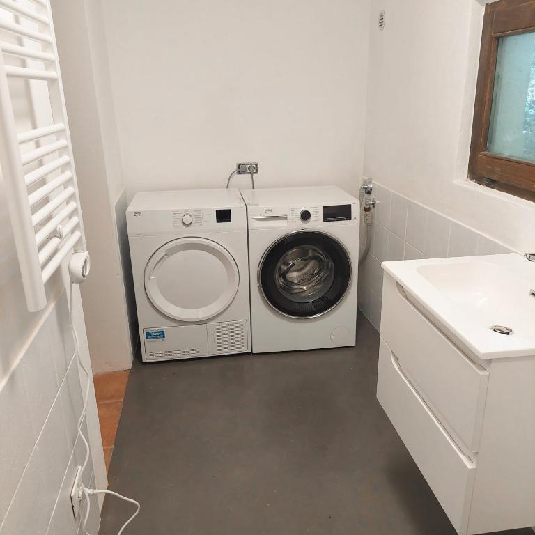 Zdjęcie z galerii obiektu Casa La Campanella w mieście Germignaga