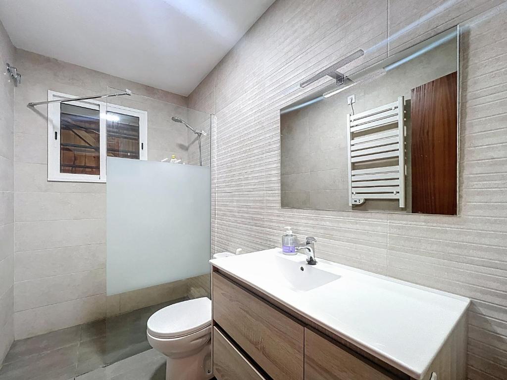 Kúpeľňa v ubytovaní PENI 168A - Belle maison avec piscine