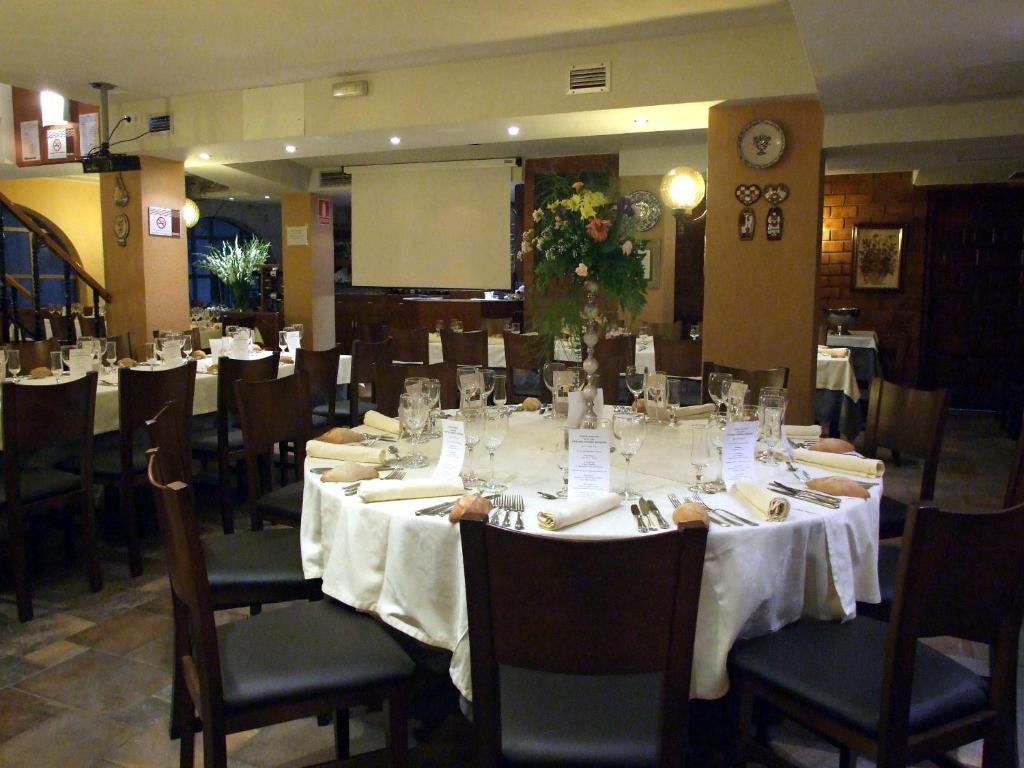 Restaurace v ubytování Hotel Restaurante Los Angeles
