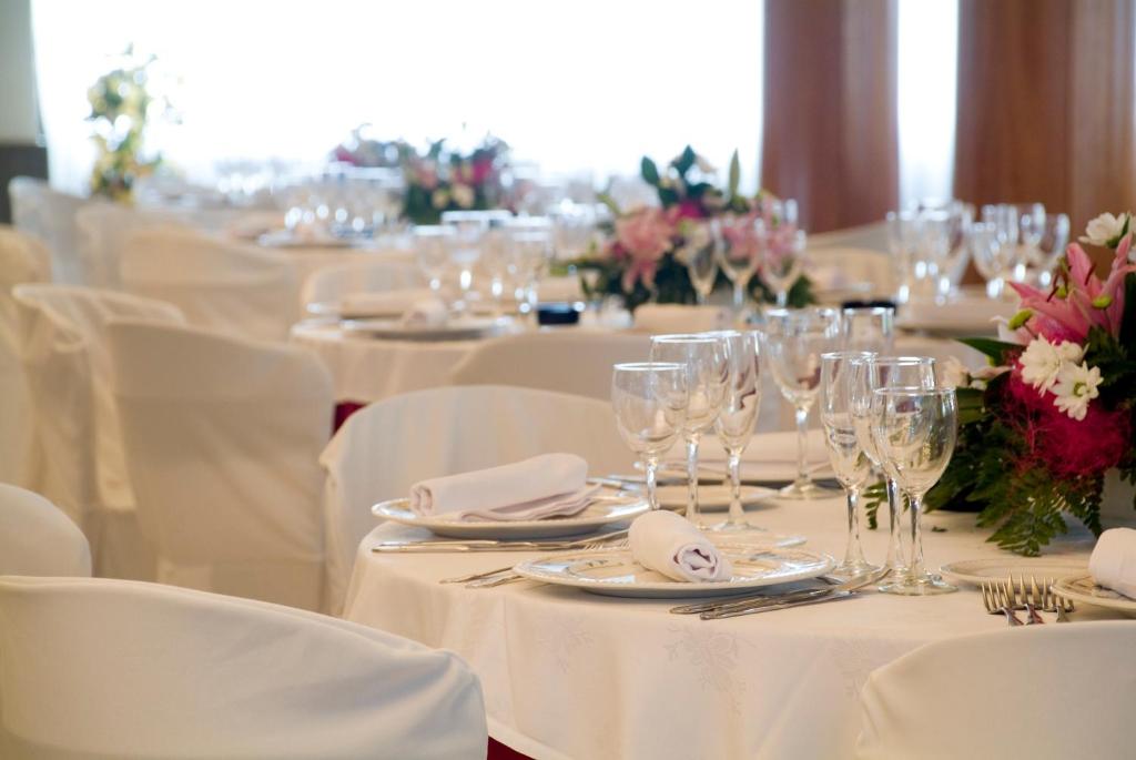 Restaurace v ubytování Hotel Alhama