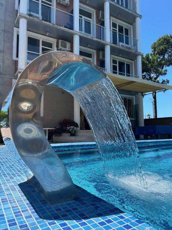 Bazén v ubytování Hotel George nebo v jeho okolí