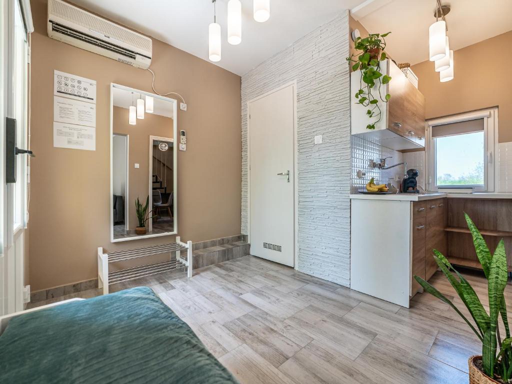 Cucina o angolo cottura di Salix Guesthouse by Mital