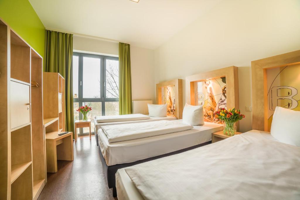 H+ Hotel 4Youth - Resim 33