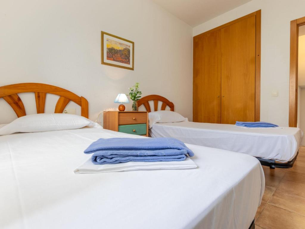 Posteľ alebo postele v izbe v ubytovaní Holiday Home Zona Estival-2 by Interhome