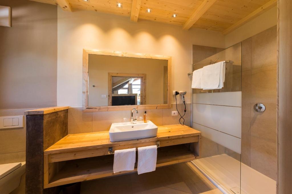 Vannituba majutusasutuses Naturhotel Sonnenhof