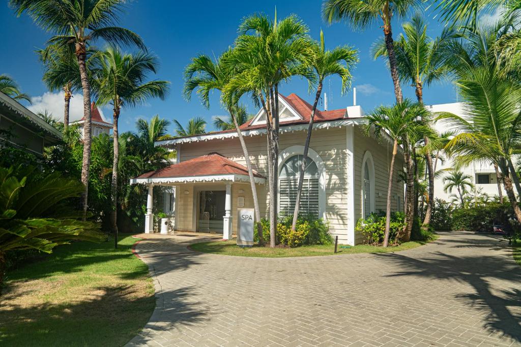 Zahrada ubytování Bahia Principe Luxury Ambar - Adults Only All Inclusive