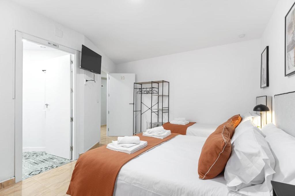 Pensión Plaza América - Resim 17