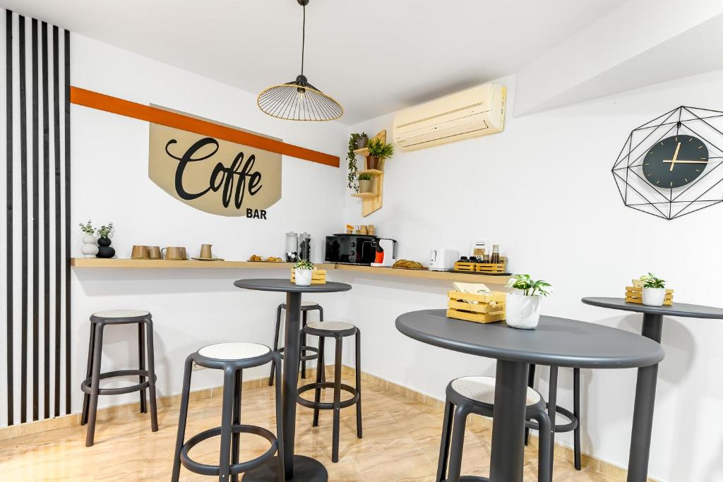 Pensión Plaza América - Resim 4