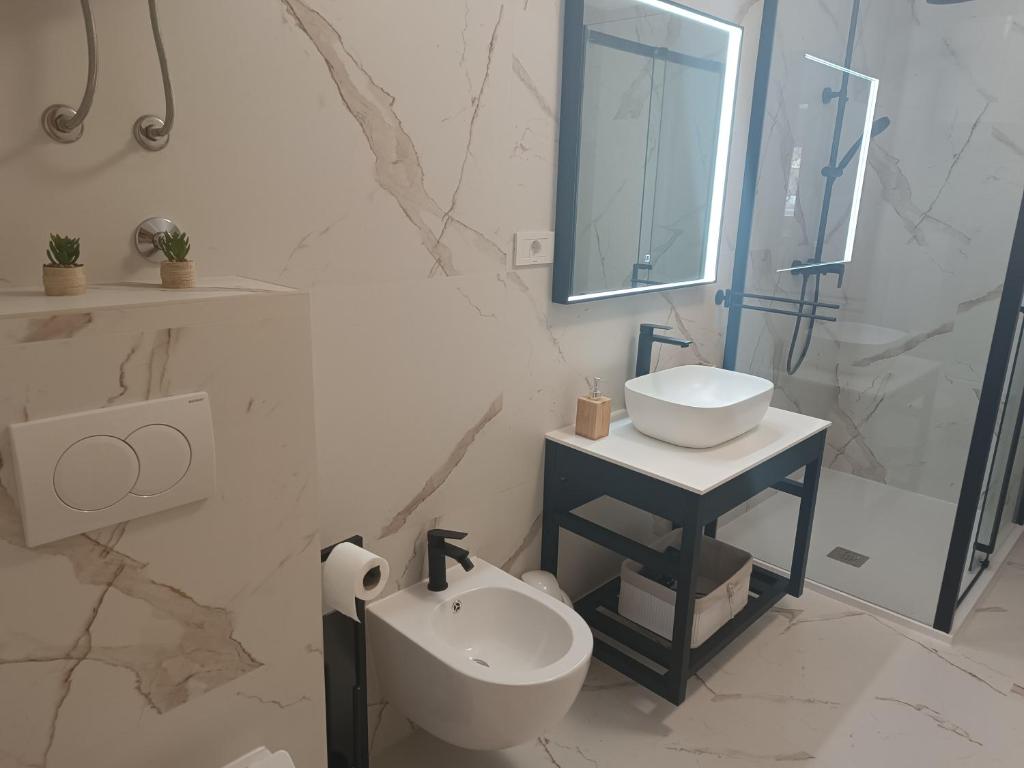 Kúpeľňa v ubytovaní Apartments Mirjana Baška