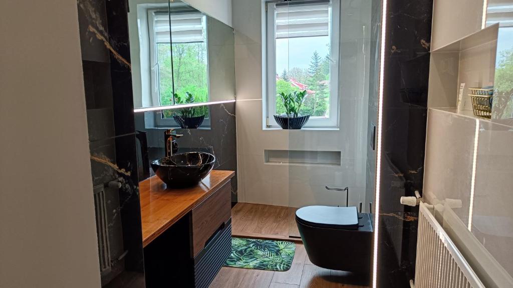 Pokoje Gościnne U Ewy - Housity
