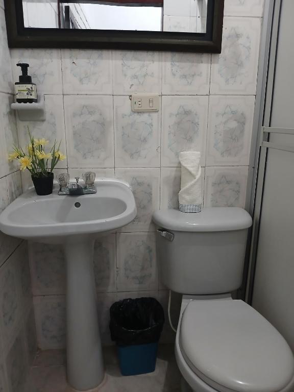 Koupelna v ubytování Hostal Hanoi en Bogotá