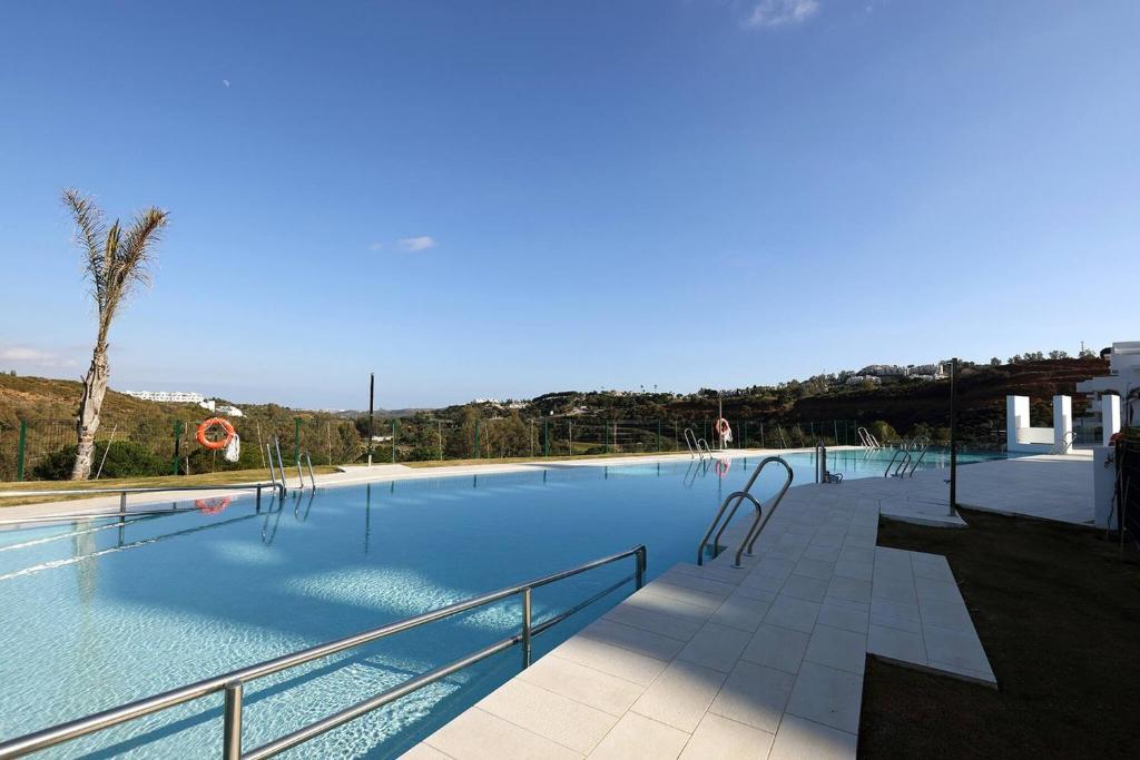 Bazén v ubytování 085 Modern Apartment in Trendy La Cala Golf Resort nebo v jeho okolí