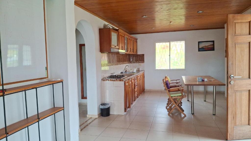 Kuchyň nebo kuchyňský kout v ubytování Lodging Gosen