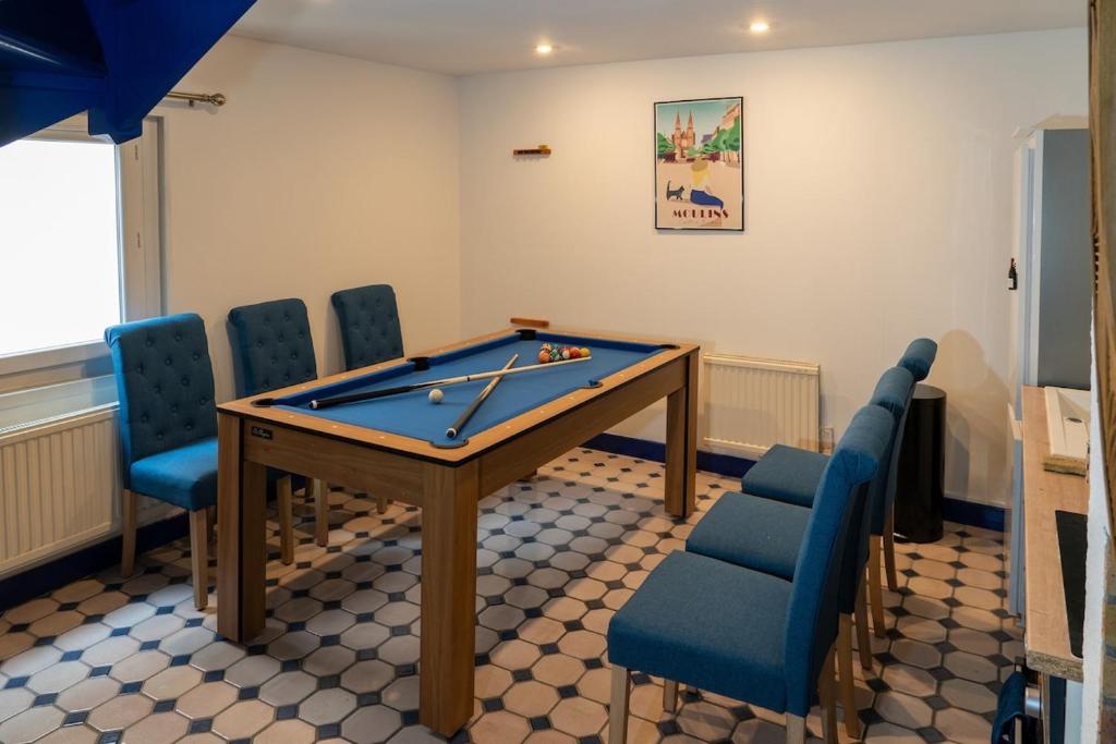 Foto dalla galleria di Appartement campagne a Moulins