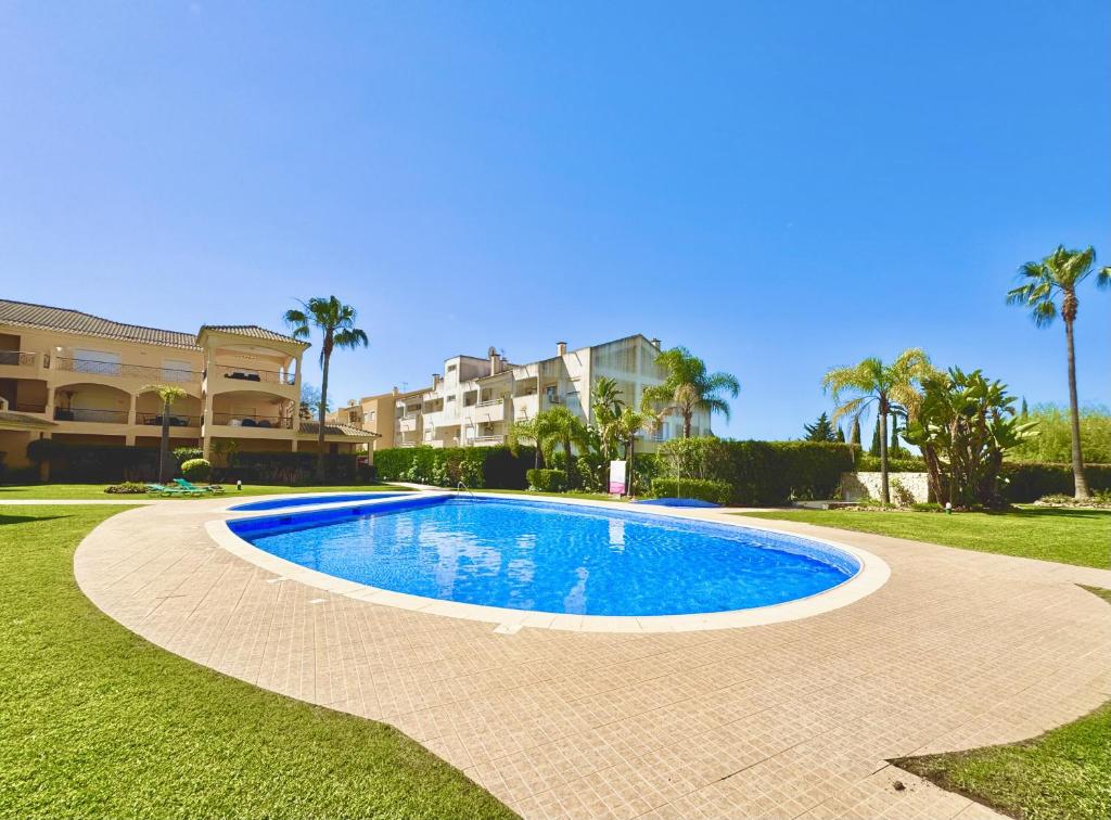 Vilamoura Beach Village 1 With Pool by Homing