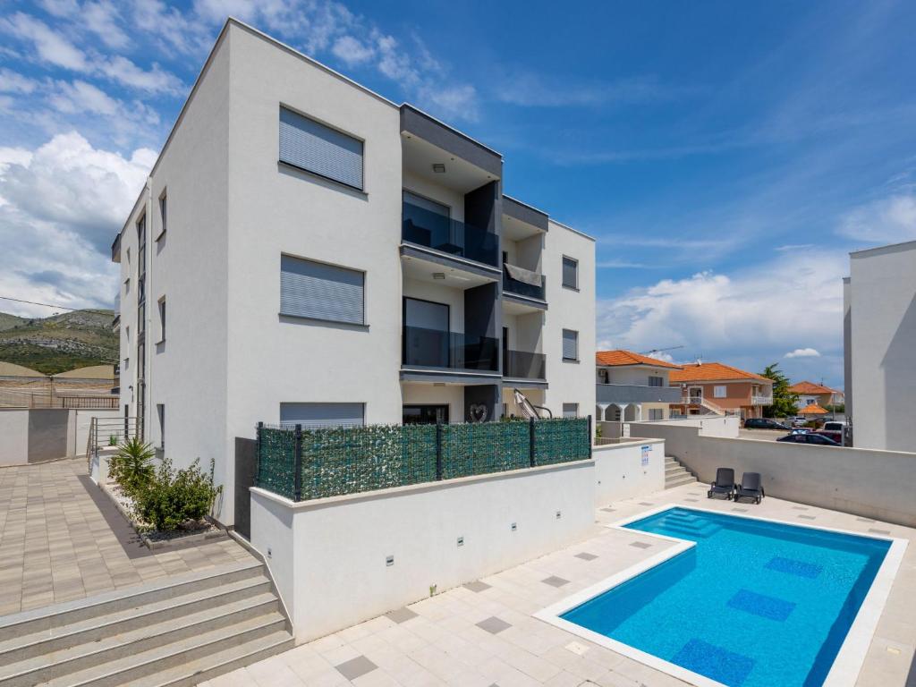 Apartment Sole by Interhome