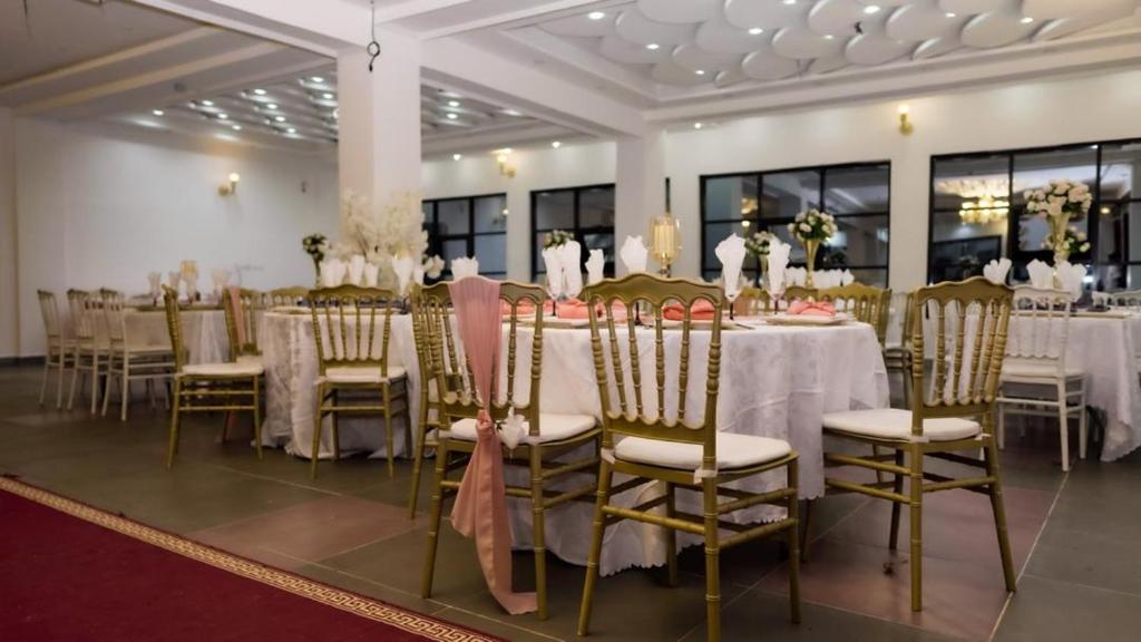 Restaurace v ubytování COFE Hôtel