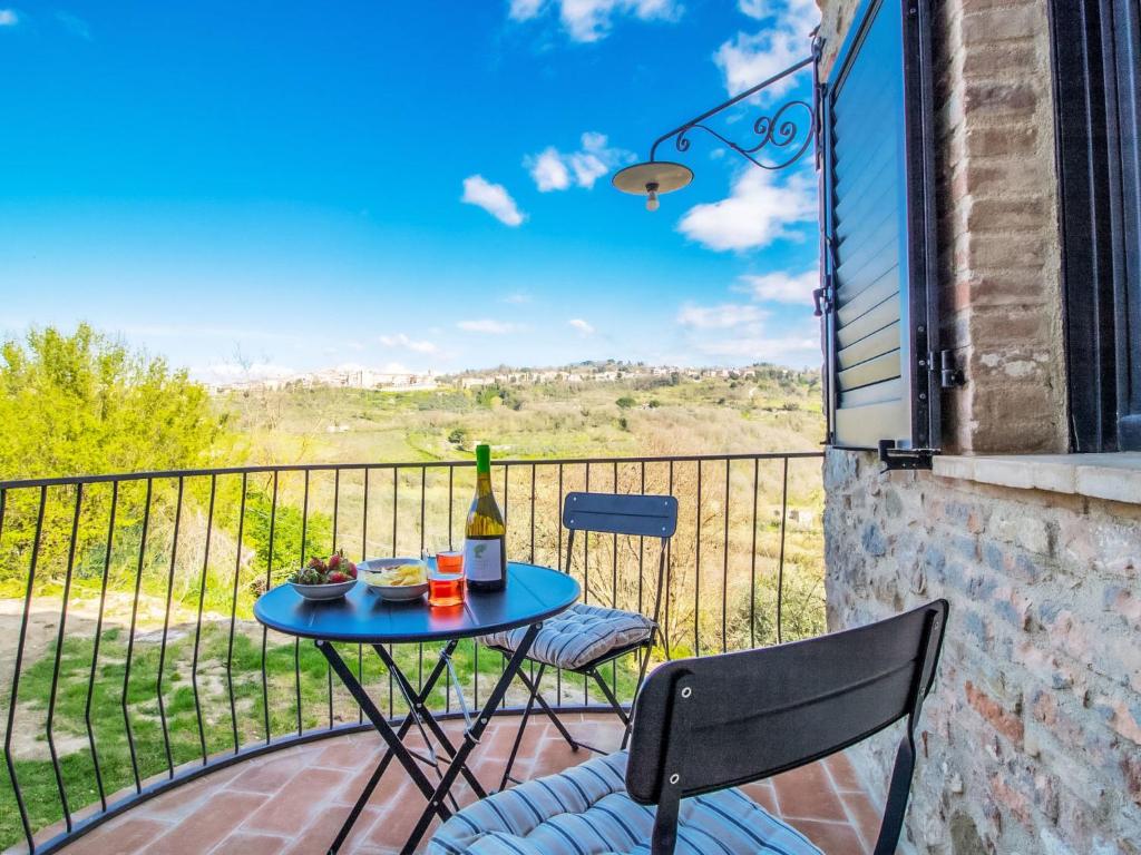 Балкон или терраса в Holiday Home Santa Cristina by Interhome