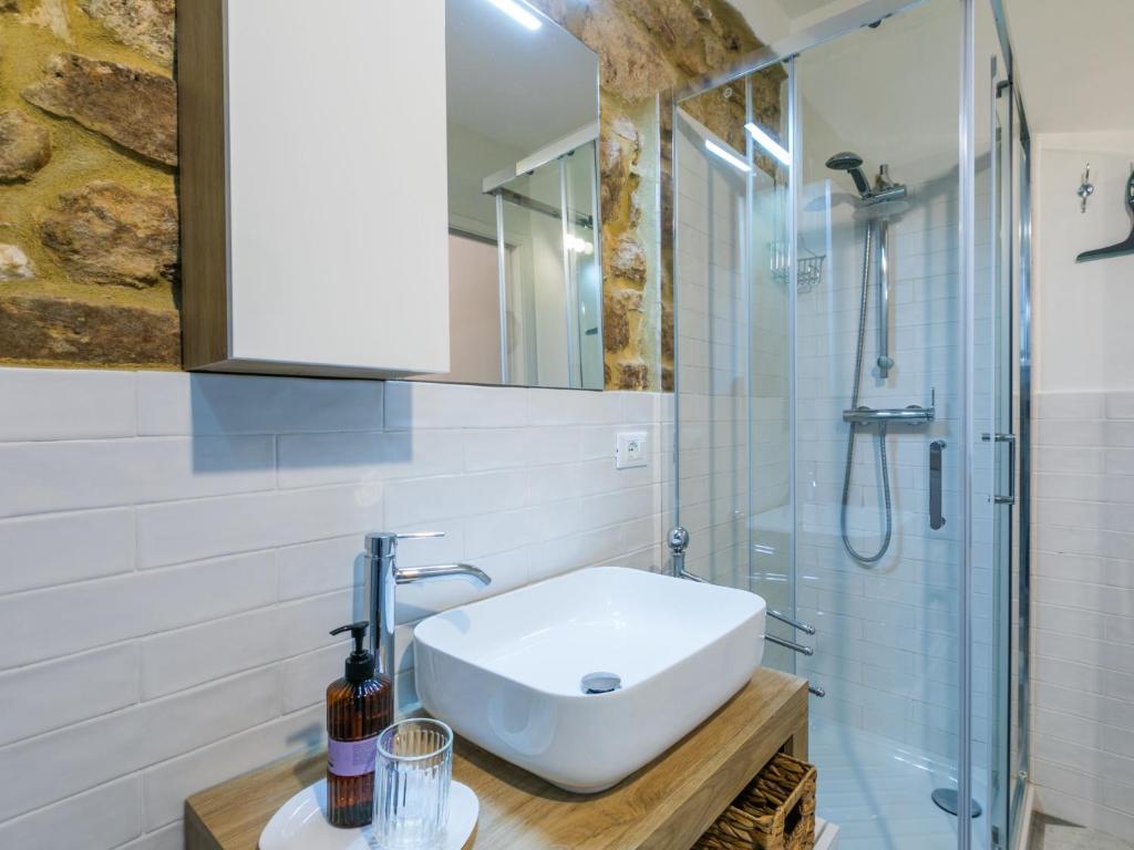 Koupelna v ubytování Apartment 81 Passi by Interhome