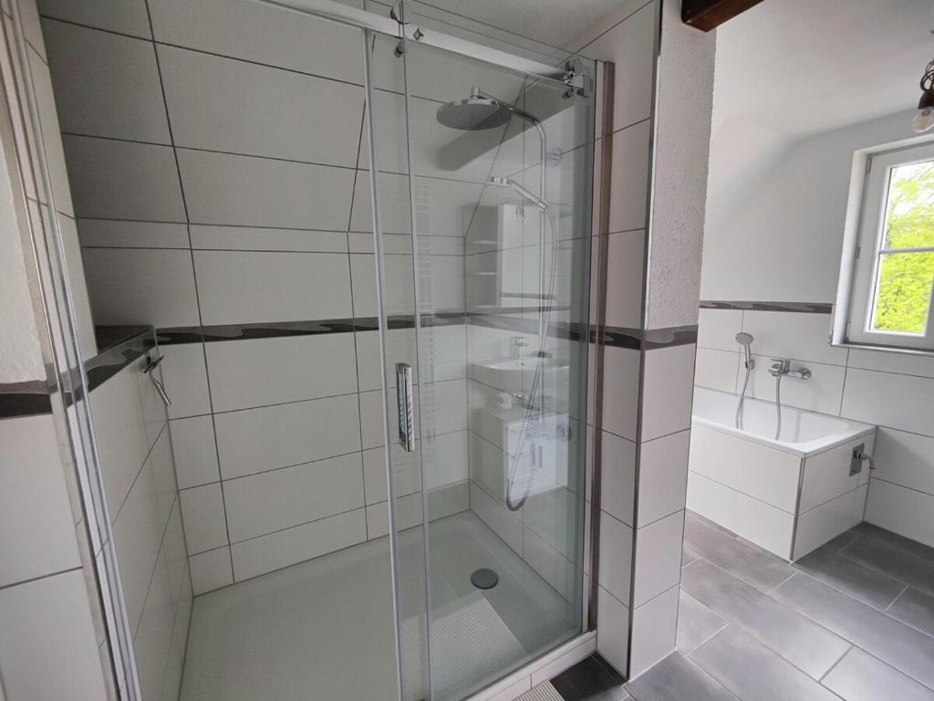 Malerisches Apartment am Kirchplatz - 两卧室公寓