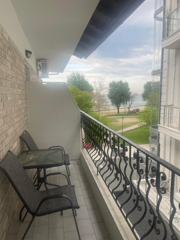 Balkón nebo terasa v ubytování Indigo sea view rooms