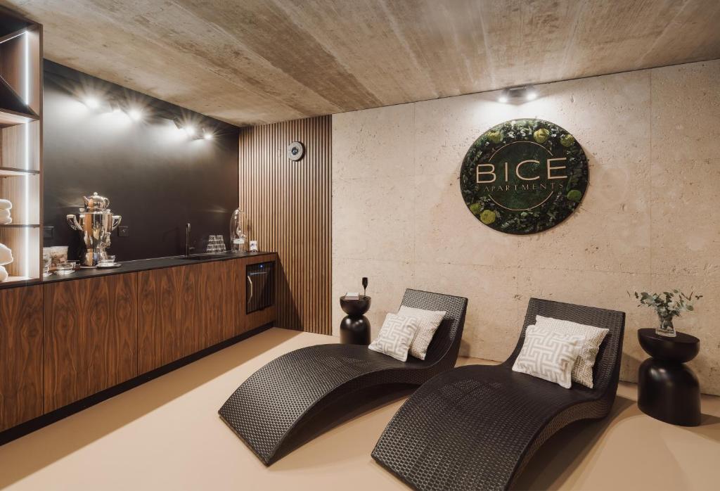Posezení v ubytování BICE apartments & Wellness