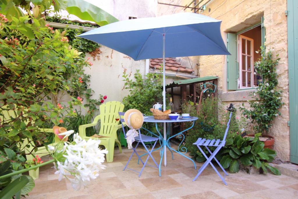 Sân trong/khu vực ngoài trời tại le gite de claire