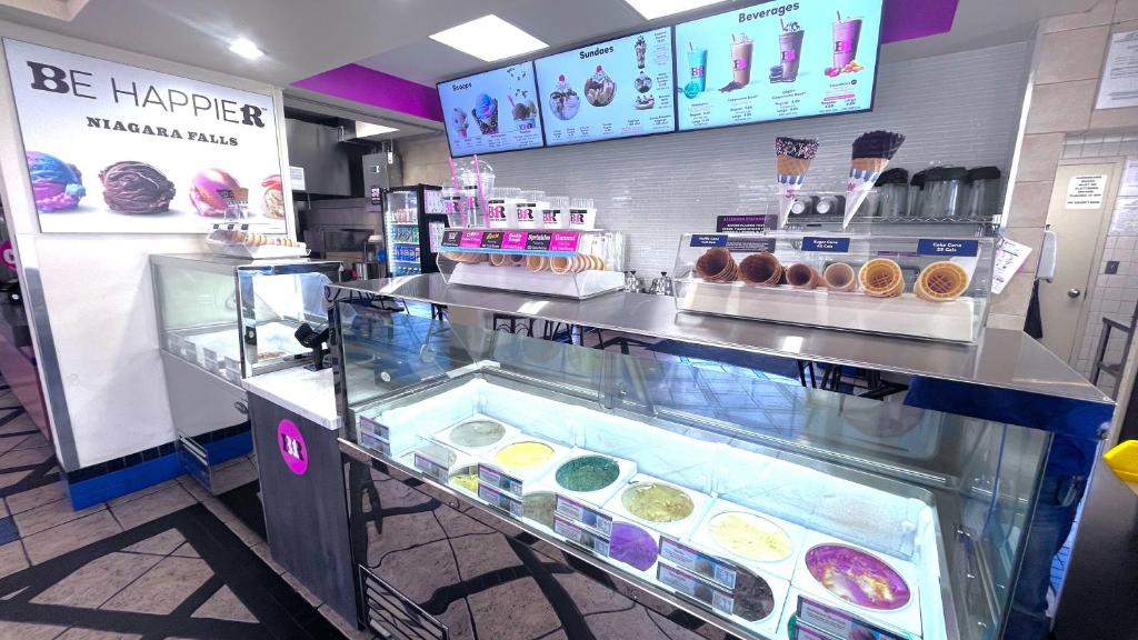 Howard Johnson Plaza by Wyndham by the Falls Niagara Falls - Resim 33