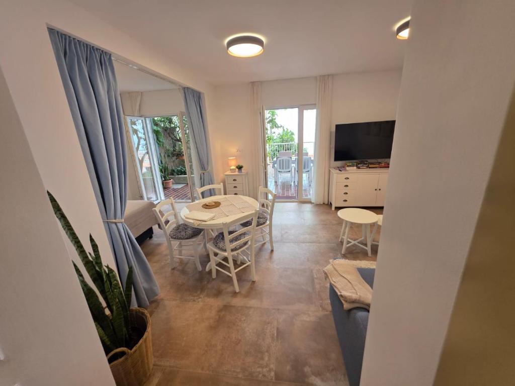 Apartments Ante - 14