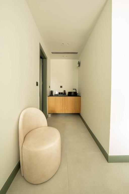 Whisper Athens Suites