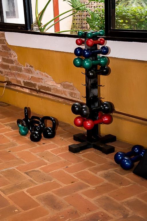 Fitness centrum a/nebo fitness zařízení v ubytování Hotel Pousada Ourinhos