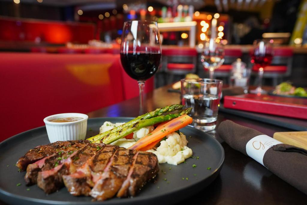 Hôtel Plaza Québec par JARO - Resim 32