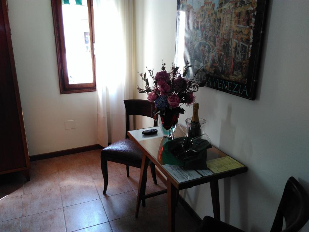 Fotografie z fotogalerie ubytování Albergo Al Gobbo v Benátkách