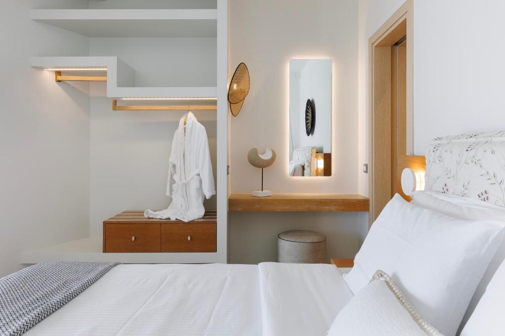 Postel nebo postele na pokoji v ubytování Anastasia Hotel & Suites Mediterranean Comfort