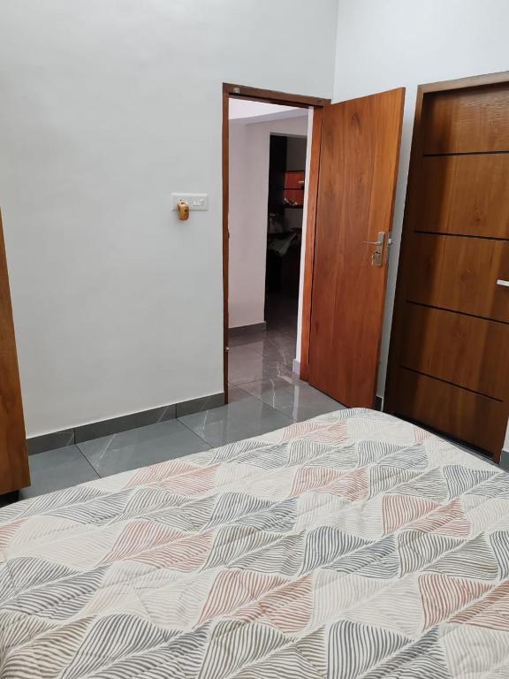 Postel nebo postele na pokoji v ubytování Sapphire Haven