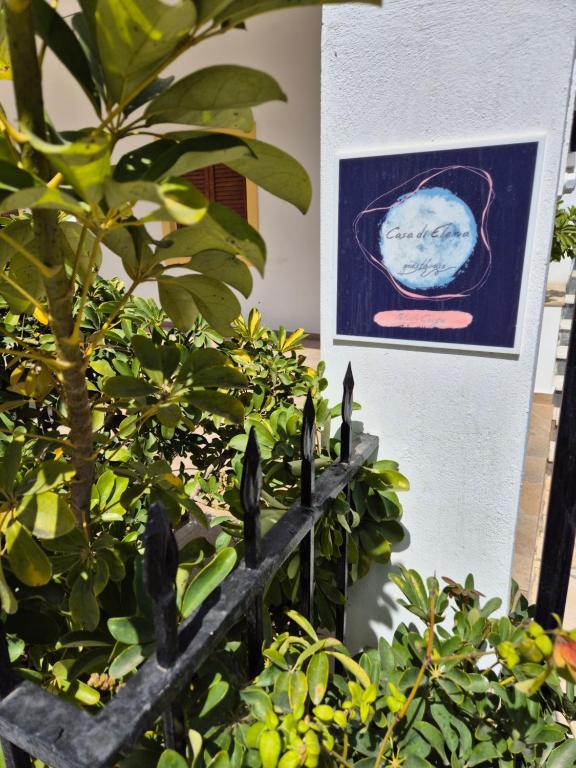 Certifikát, hodnocení, plakát nebo jiný dokument vystavený v ubytování Casa di Elena
