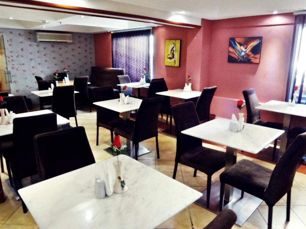 Posezení v ubytování Grand Nova Hotel