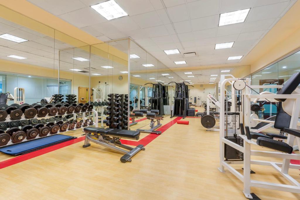 Fitness centrum a/nebo fitness zařízení v ubytování Embarc Vancouver