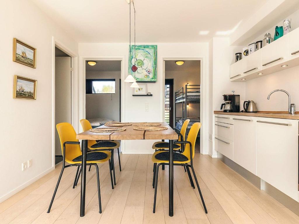 Kuchyň nebo kuchyňský kout v ubytování Apartment Bogense IV