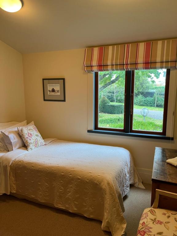 Westwood Country House Guest Suites - Resim 2