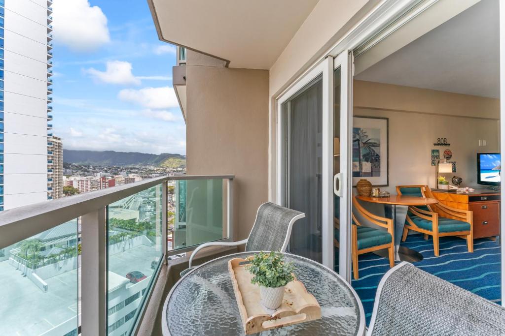 Ala Moana Hotel Condo 15th floorにあるバルコニーまたはテラス
