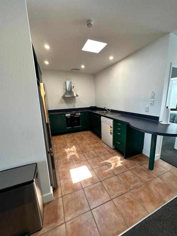 Luxury Beach Escape - 1 Bedroom Apartment - Resim 16