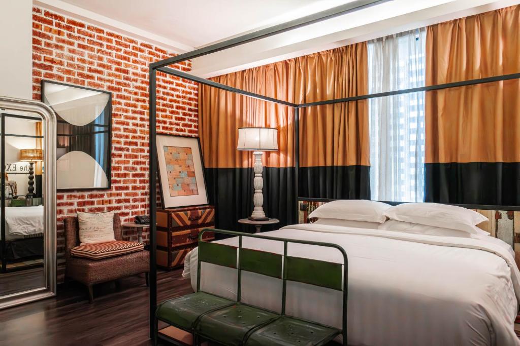 M Boutique Hotel