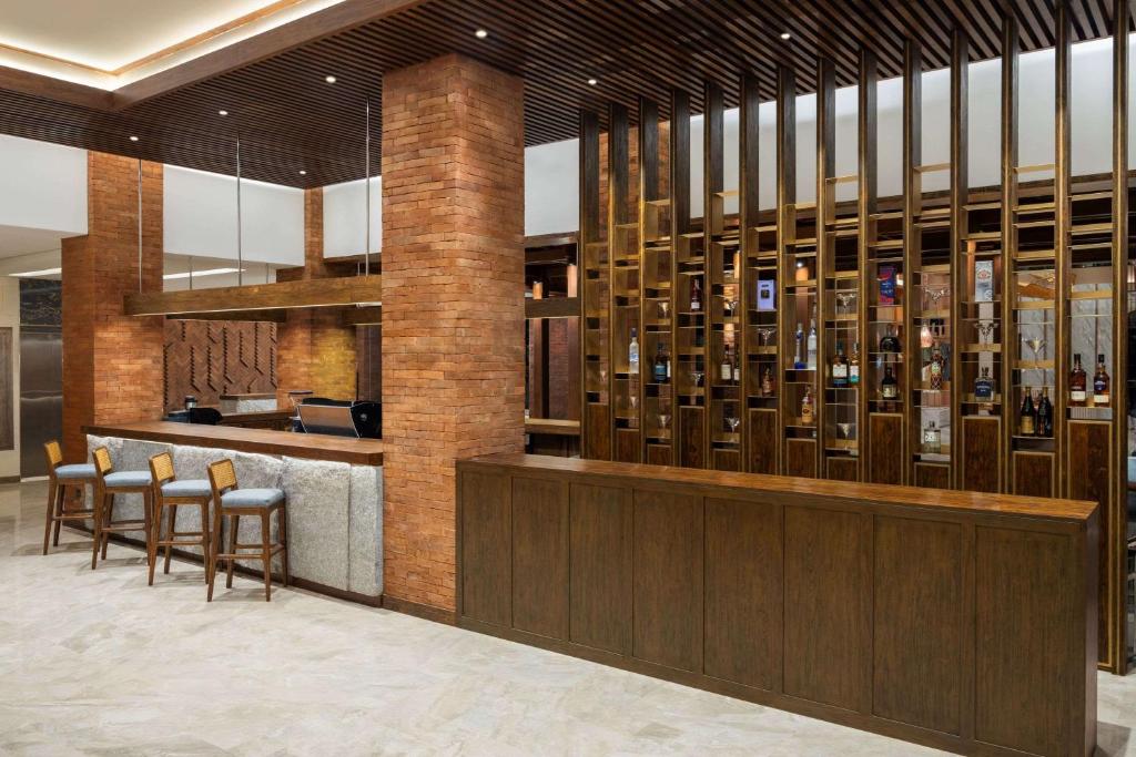 Lounge nebo bar v ubytování Garrya Bianti Yogyakarta