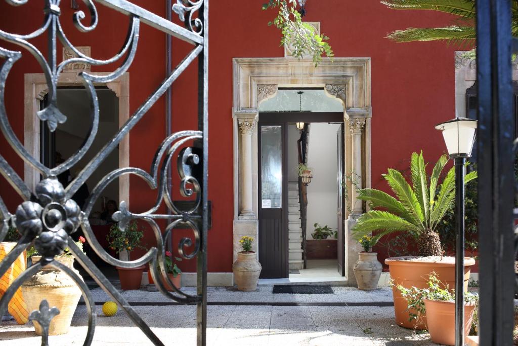 Fachada o entrada de Villa Astoria
